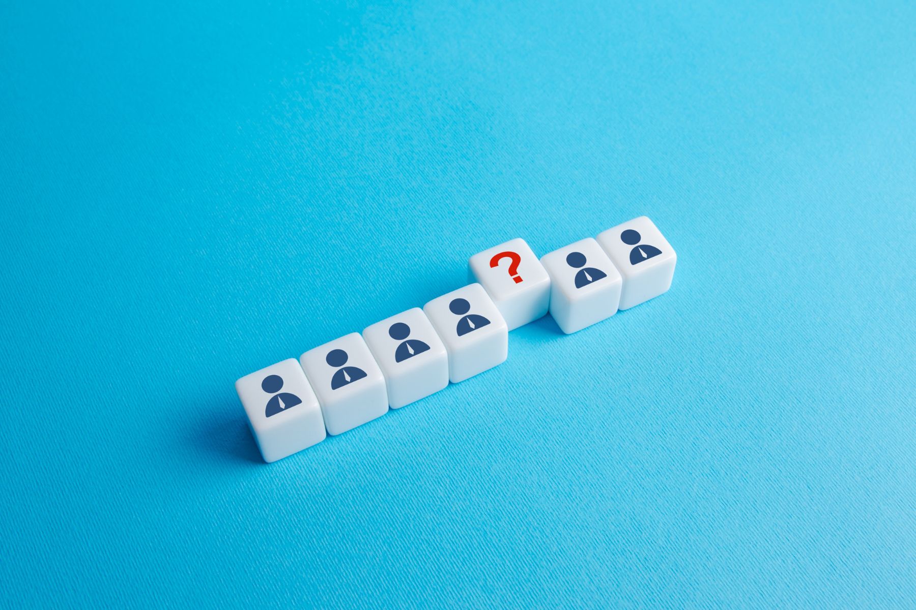 The Art of Filtering "I Just Wanted Some Information" Prospects in Online Consulting