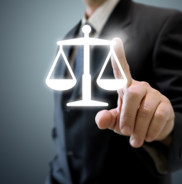 Avukatların İşlerini Online Platformlardan Yapmasının 5 Faydası
